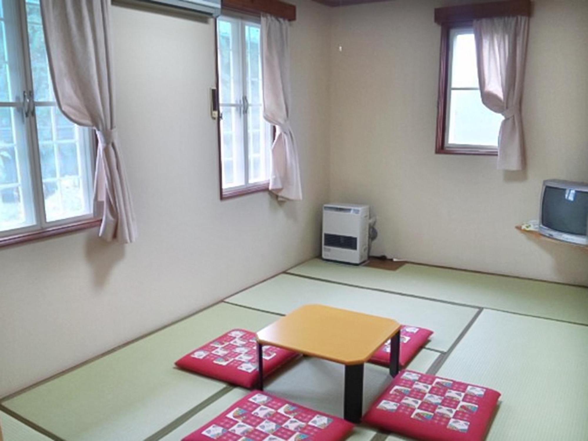 Minamiuonuma Pension Come מראה חיצוני תמונה